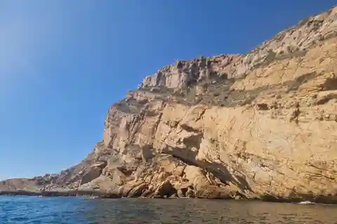 EXCURSION EN KAYAK À LA SERRA GELADA