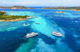 Sardegna: Escursione di una giornata intera nell'arcipelago di La Maddalena in barca