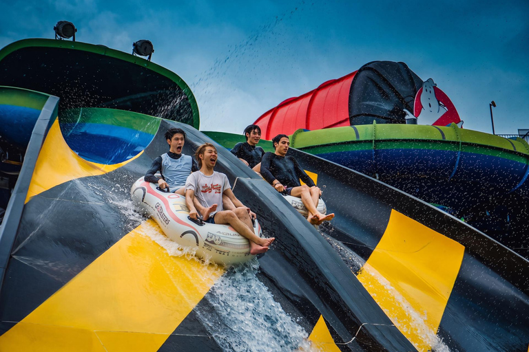 Pattaya: Columbia Pictures Aquaverse Ticket & Hotel Transfer