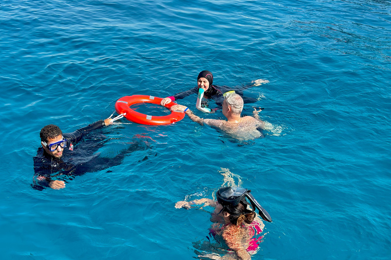 Sharm: Small Group White Island & Ras Mohammed Boat Cruise Small Group White Island & Transfer, without Snorkel Gear