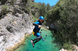 Nerja: Canyoning am Rio Verde mit Snacks