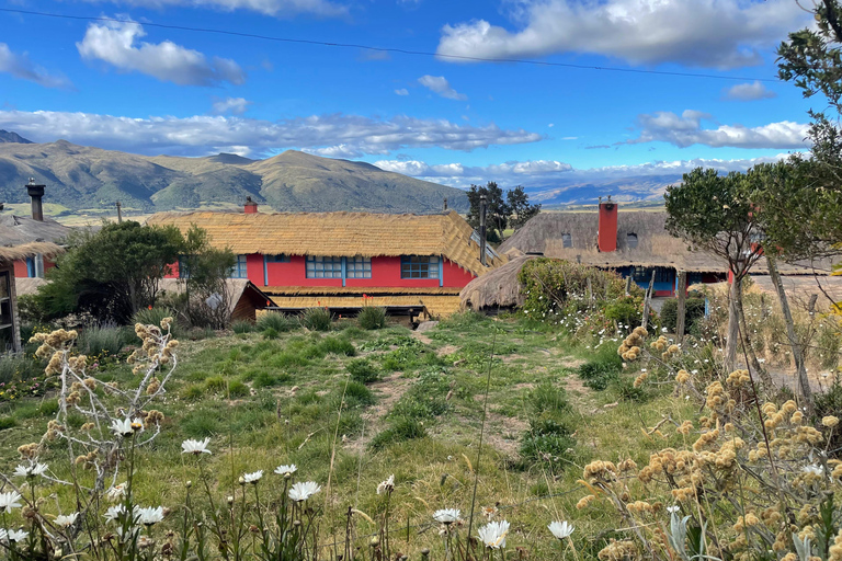 Quito : randonnée à la cascade de Condor Machay et visite d&#039;une hacienda