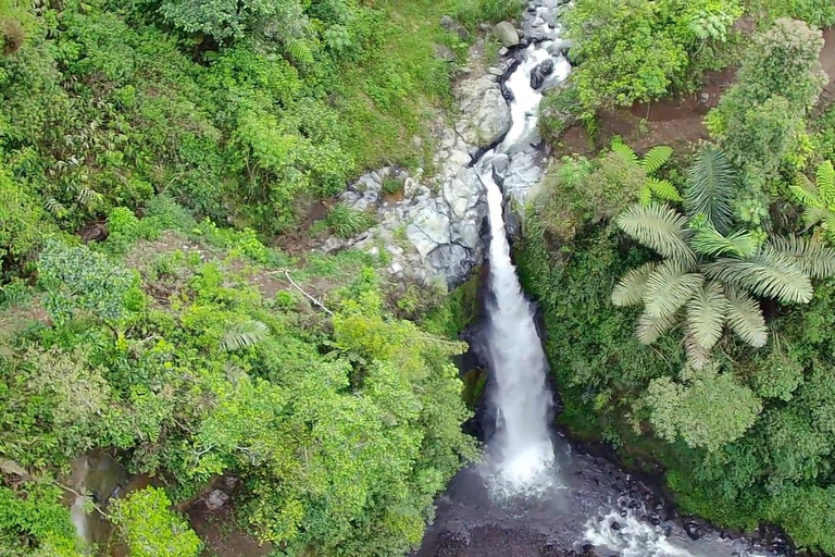 Yogyakarta: Prambanan, Borobudur & Kedung Kayang Tour