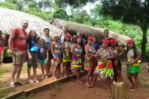 Excursión al Pueblo Indígena Embera Paseo en Canoa Cascada Escondida