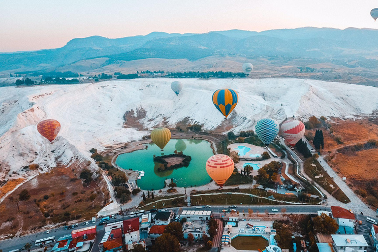 Marmaris: Pamukkale Hot Air Balloon Ride & Day Trip Balloon Observation