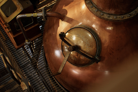 Rotterdam: Cley Distillery Tour & Whiskey Tasting Experience