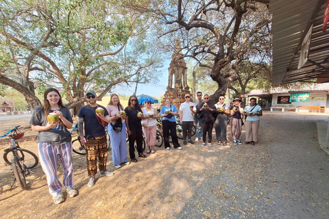 Ayutthaya: Colorful of Ayutthaya bicycle tour