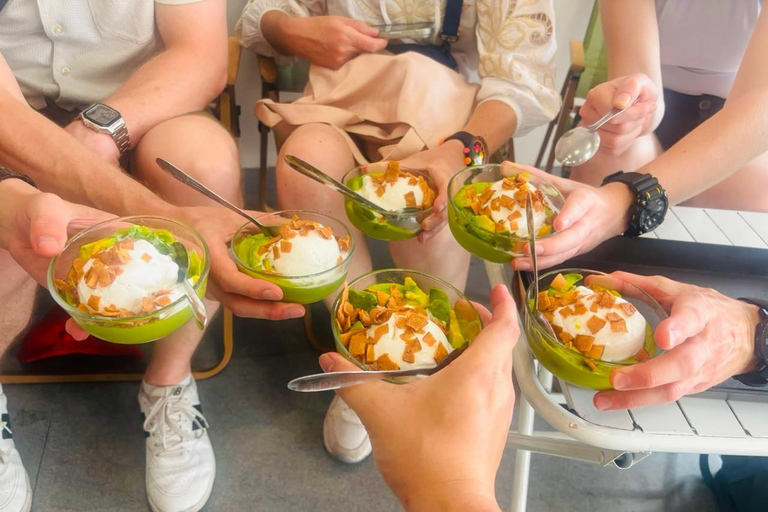 Private Hai Phong Street Food Tour from Hanoi by Train