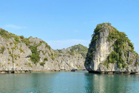 Hanoi/Hafen : 2-tägige Ha Long &amp; Lan Ha Bucht auf LuxuskreuzfahrtenLimousinenbus von Hanoi nach Ha Long