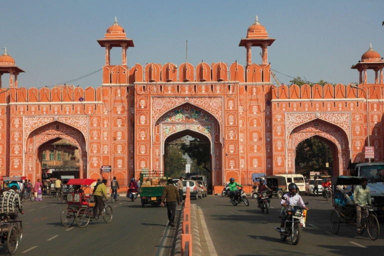 Au départ de Delhi : Circuit privé tout compris de 3 jours dans le Triangle d'OrCircuit avec transport, guide et hôtels 5 étoiles sans entrée