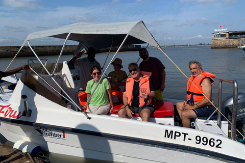 Maputo: Santa Maria & Machangulo Boat Tour