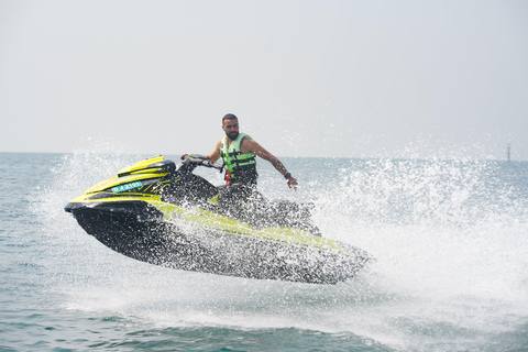 Dubai: Burj Al Arab Jet Ski Rental with Ice Cream and Photos