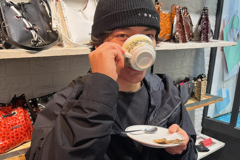 Florence: Craft a Leather Wallet in a Real Artisan Studio