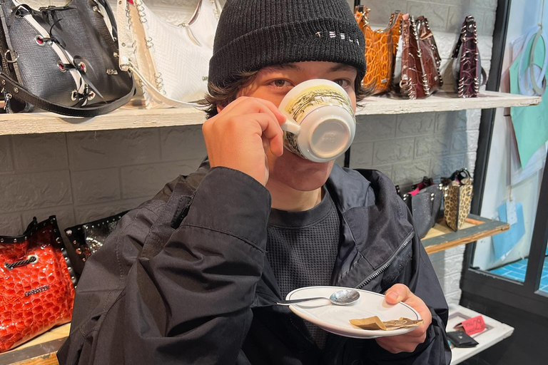 Florence: Craft a Leather Wallet in a Real Artisan Studio