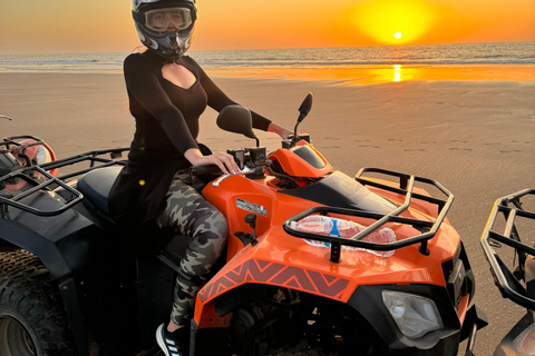 Agadir: Excursión en quad al atardecer por las dunas y la playa