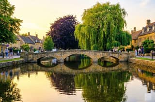 Ab London: Ganztägige Cotswolds- und Oxford-Tour in Kleingruppen