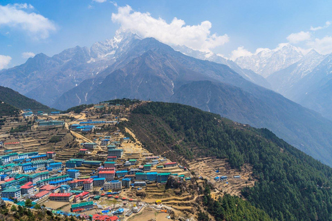 Nepal: 14-Day Everest Base Camp Trek with Lady Guide From Kathmandu : Guide+Permit Package