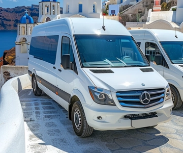 Santorini: Otellere ve Havaalanına Liman Transferi