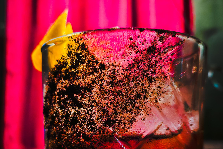 CDMX: Mixology and classic cocktail classes in a bar in polanco.