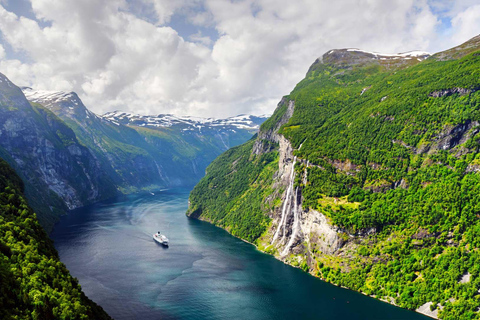 Fjorde sieht man am besten von oben!