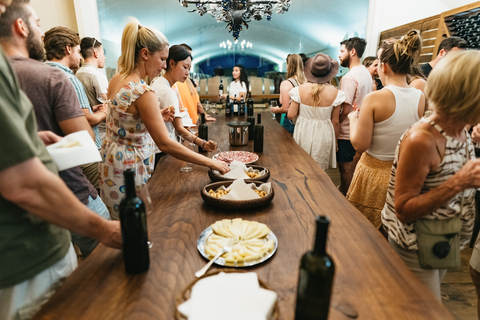 Florenz: Chianti-Weingütertour mit Essen und WeinprobeGruppentour auf Englisch