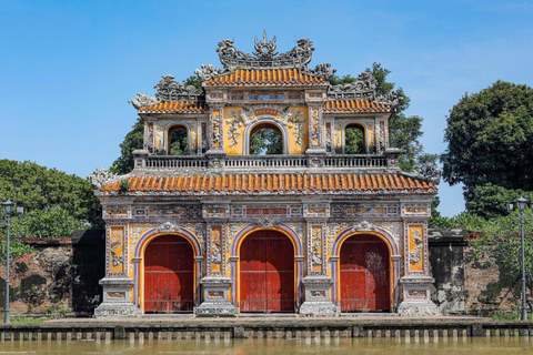 Hue: Half-Day City Tour with Dragon Boat and Car