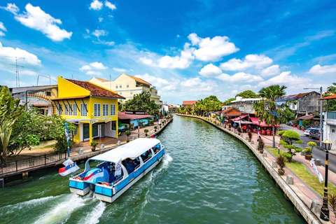 Melaka: Private Local Life, Culture & Hidden Gems Tour