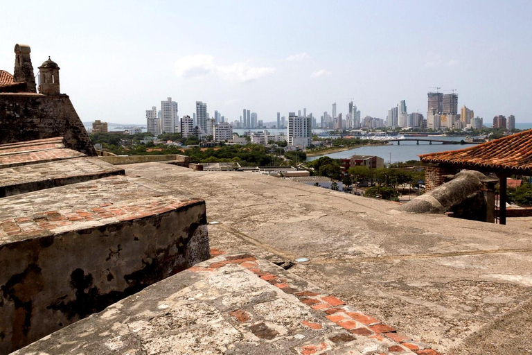 Visite à pied du château de San Felipe et de Getsemani avec billets