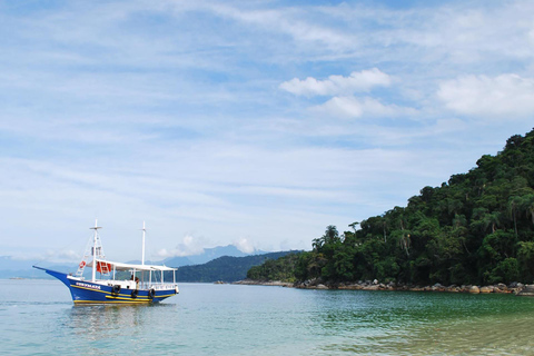 Visita guiada a Angra, com almoço (partida de Angra)