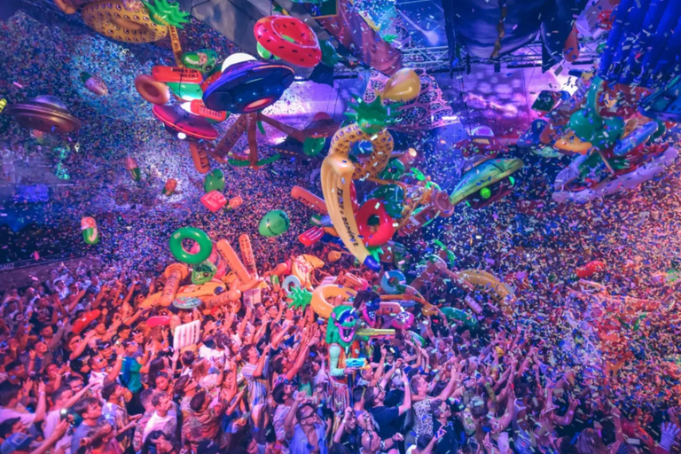 Ibiza: Beginner DJ Lesson & Café del Mar Sunset Ibiza: DJ lesson, sunset and party at Cafe del Mar