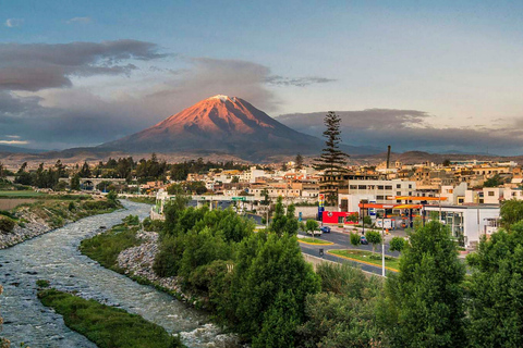 Arequipa: Historic Center Walking Tour with Hotel Pickup
