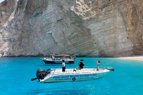 Zakynthos: Chinese Tour with Hotel Departure from Athens