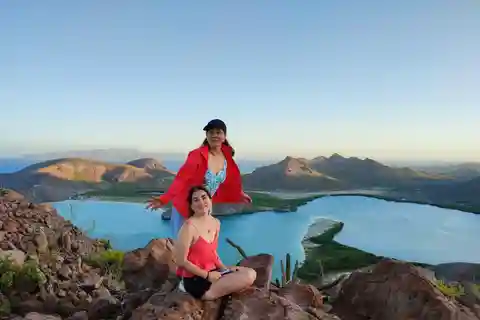 HIKING SLOOP
