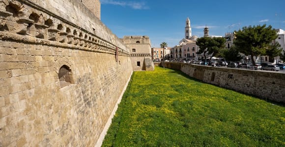 Bari: Norman-Swabian Castle Entry Ticket