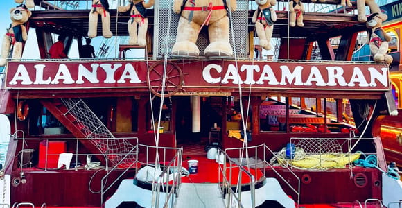 Alanya: Catamaran Cruise with Lunch, Drinks, & Transfer