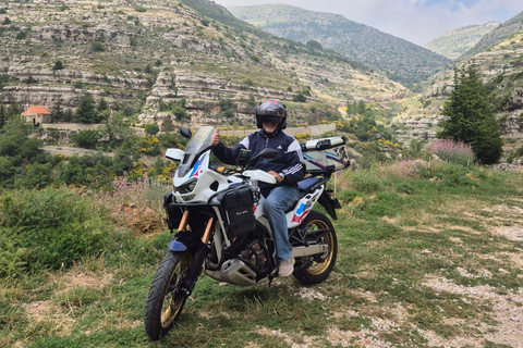 Beirut: Private Motorcycle Tour to Jeita, Byblos & Batroun