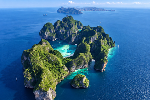 Phuket: Phi Phi & Maya Bay Day Trip + Park Fee & Lunch