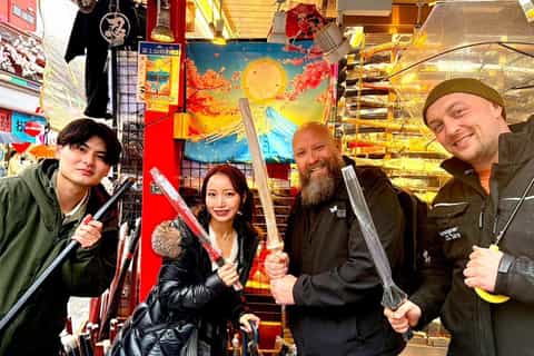 Asakusa : visite guidée des incontournables avec dégustation de mets et douceurs