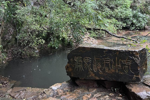 Shanghai: Huishan Ancient Town & Tai Lake Private Day Trip