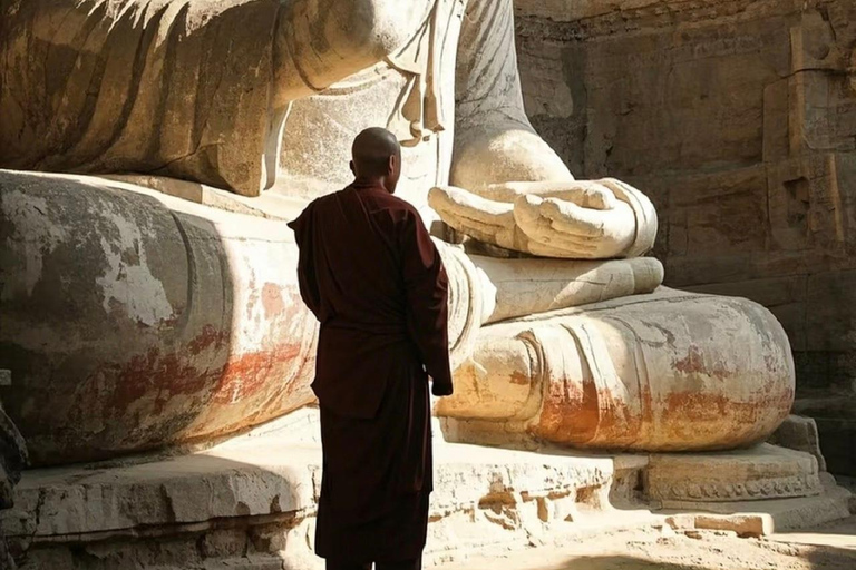 Datong: Yungang Grottoes Ticket, Imperial Treasury, and Tips Datong: Ticket for Yungang Grottoes, Imperial Treasury and Strategies