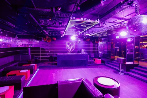 Zurich: Disco admission incl. DJ