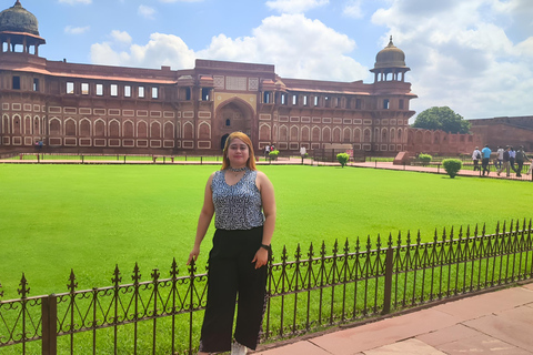 From Delhi: Private Taj Mahal & Agra Day Tour with 5* Meal Private Tour From Delhi - Car, Guide, Tickets & 5-Star Meal