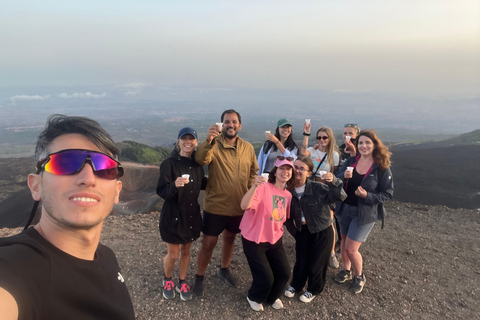 COUCHER DE SOLEIL À ETNA : VISITE GUIDÉE D'ETNA AVEC PRISE EN CHARGE DEPUIS CATANE