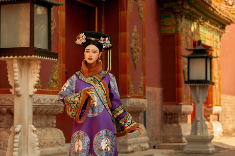 Beijing: Chinese Qing Dynasty Costume Travel Photography