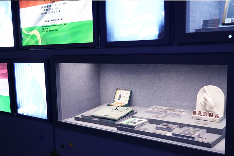 Shanghai: Table Tennis Museum Tour with Practice Session