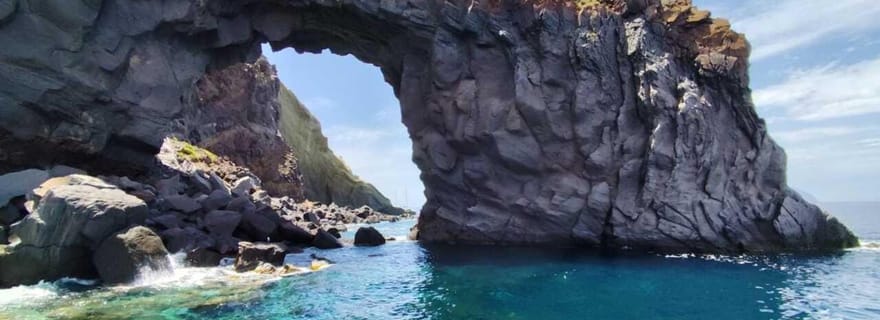Depuis Lipari : excursion en bateau à Barca Salina et Lipari (7h) PETIT GROUPE