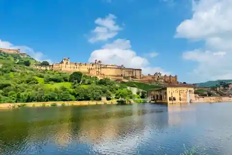 Jaipur: Full Day Sightseeing Tour by Car With Guide