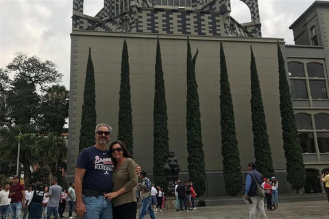 Medellín: Metro and Metro Cable Tour