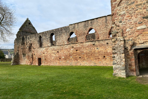 LOCH NESS ,CAWDOR CASTLE ,CLAVA CAIRNS &amp; PLUS Depuis Inverness