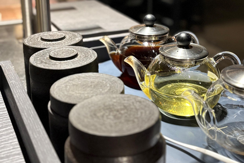 جيجو: جولة مجموعة صغيرة مع قطف الكاميليا واليوسفي